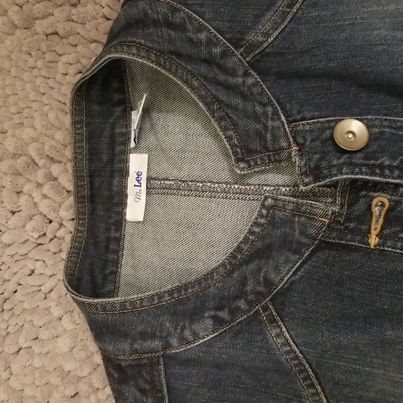 Ms. Lee Jean Jacket - Picture 7 of 7